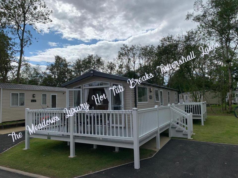 41 The Meadows Luxury Hot Tub Holidays Tattershall Lakes Exterior foto